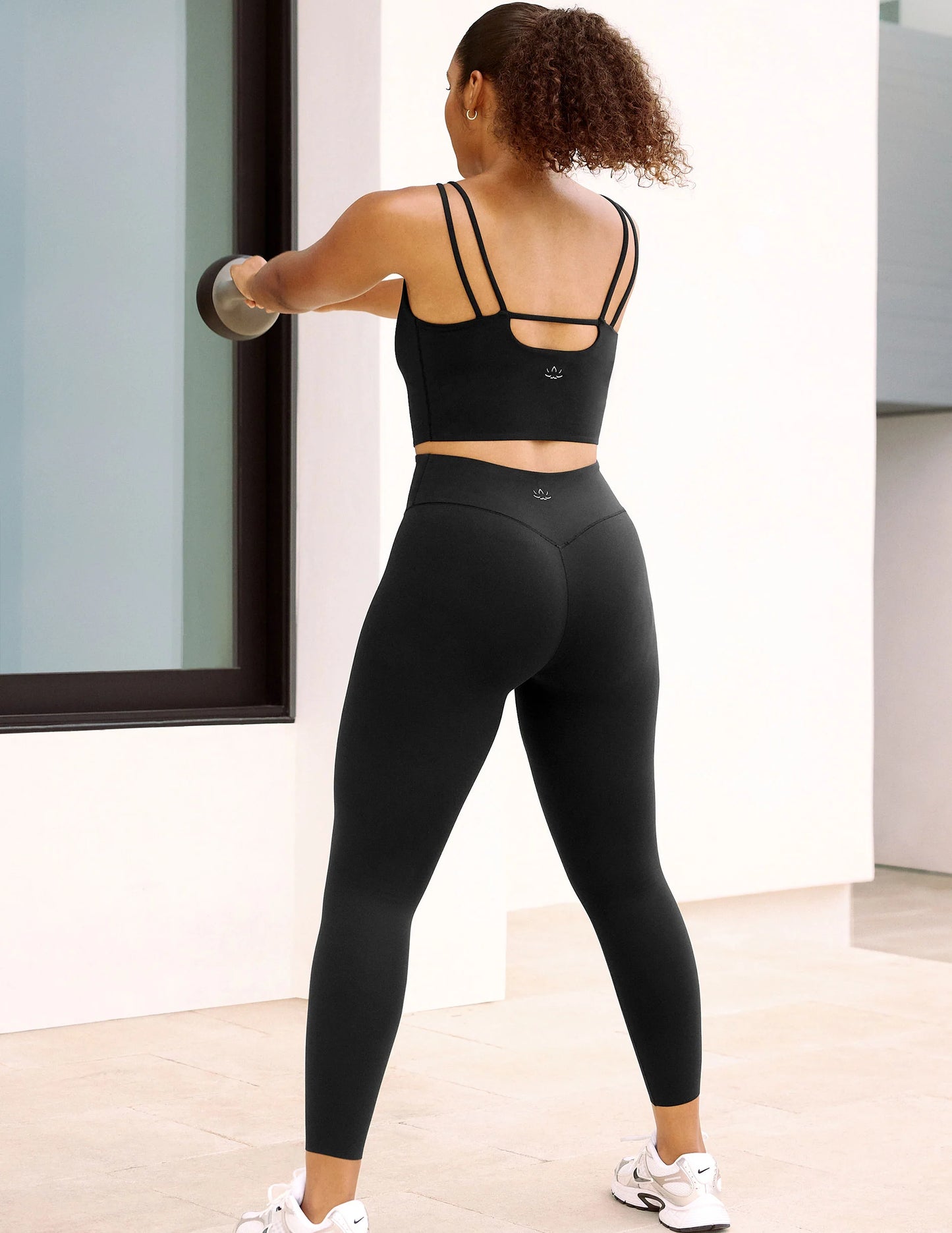 BEYOND YOGA GLOZONE STRAPPY CROPPED TANK PITCH BLACK
