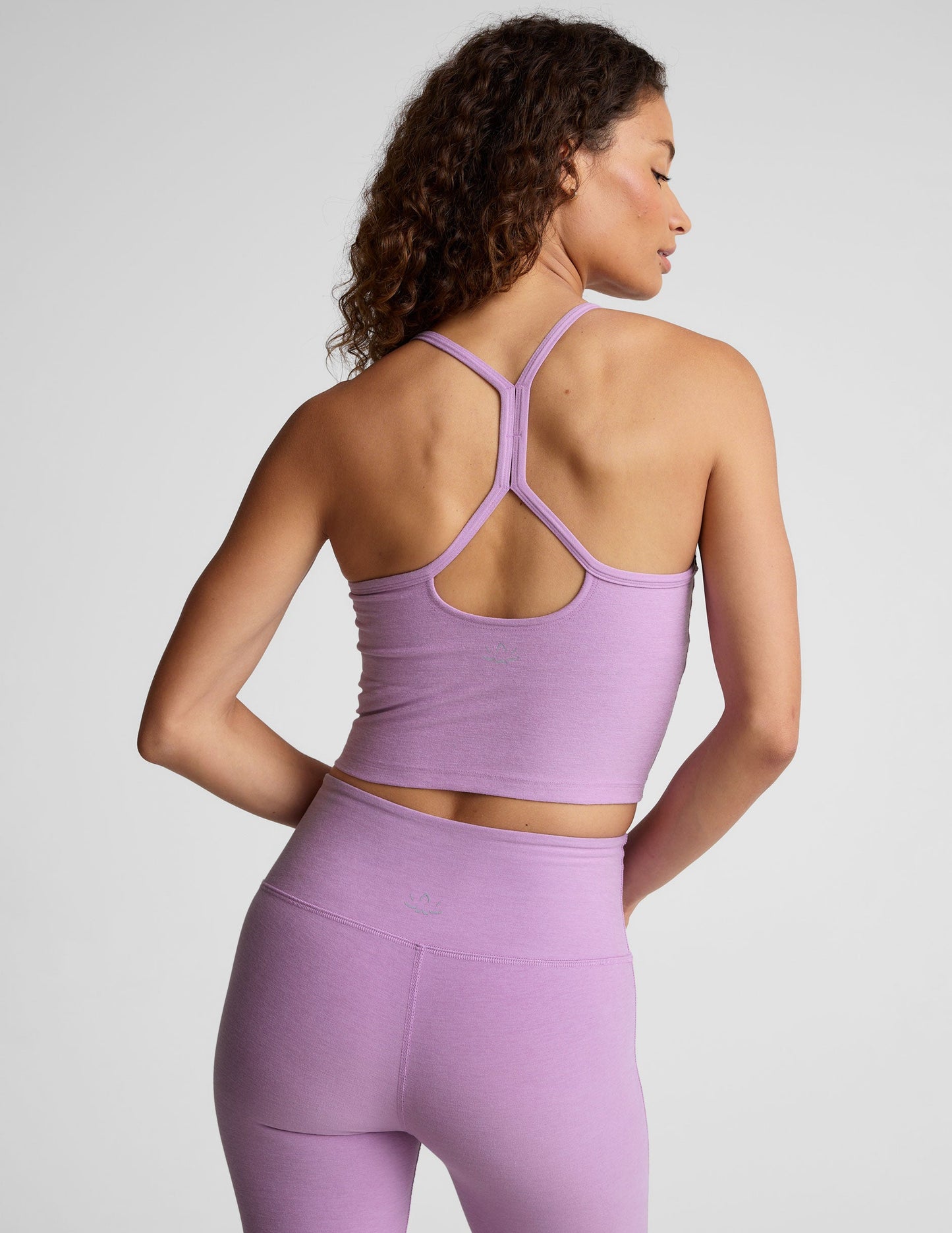 BEYOND YOGA SLIM RACERBACK CROPPED TANK Lilac Petal Heather