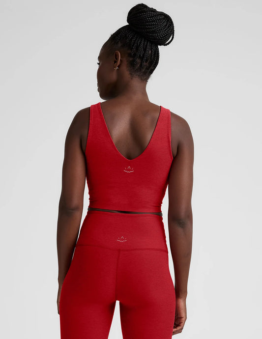 BEYOND YOGA SPACEDYE GOOD DAY CROPPED TANK HOLLY RED