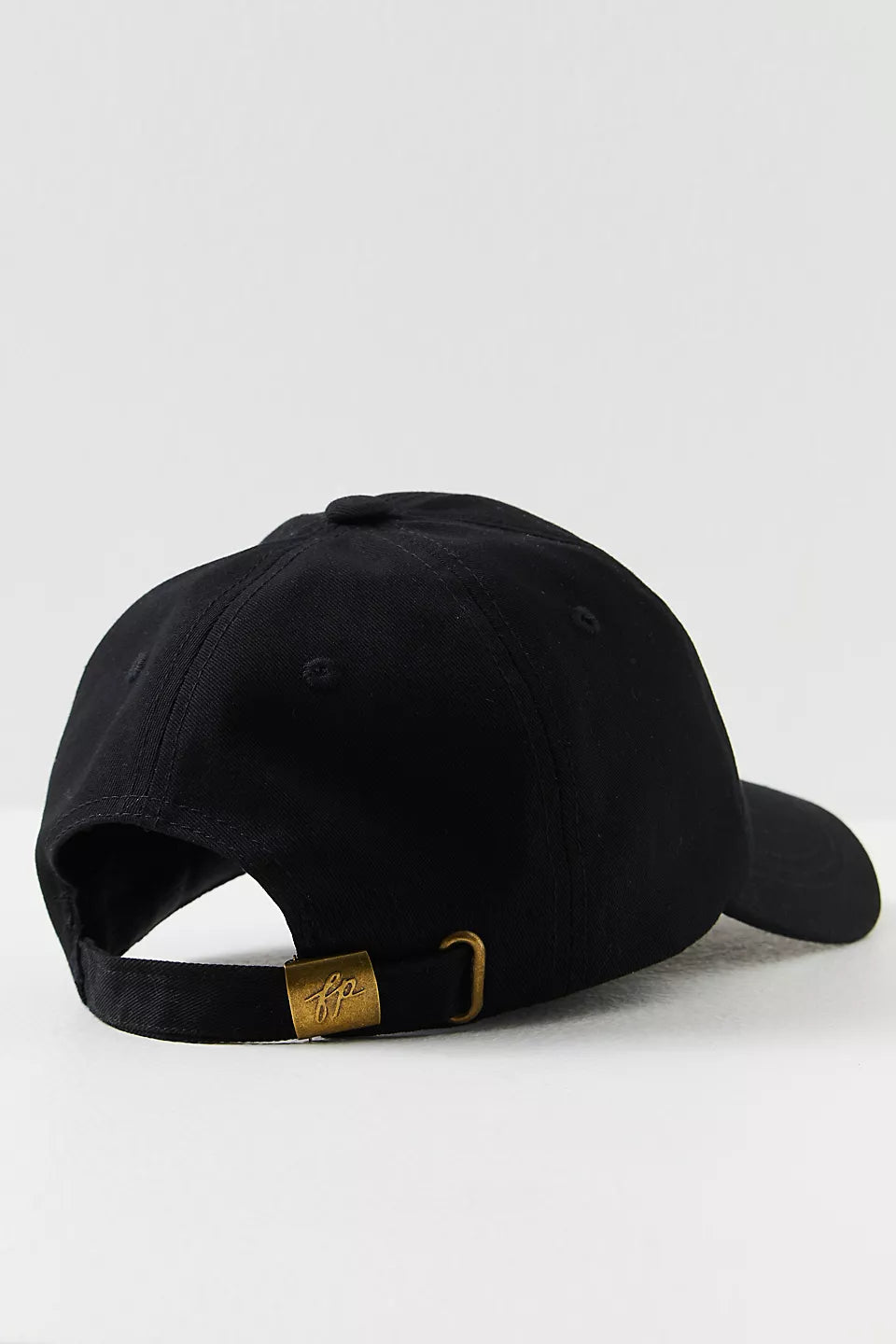FREE PEOPLE BIG BUTI BASEBALL CAP WHITE/BLACK