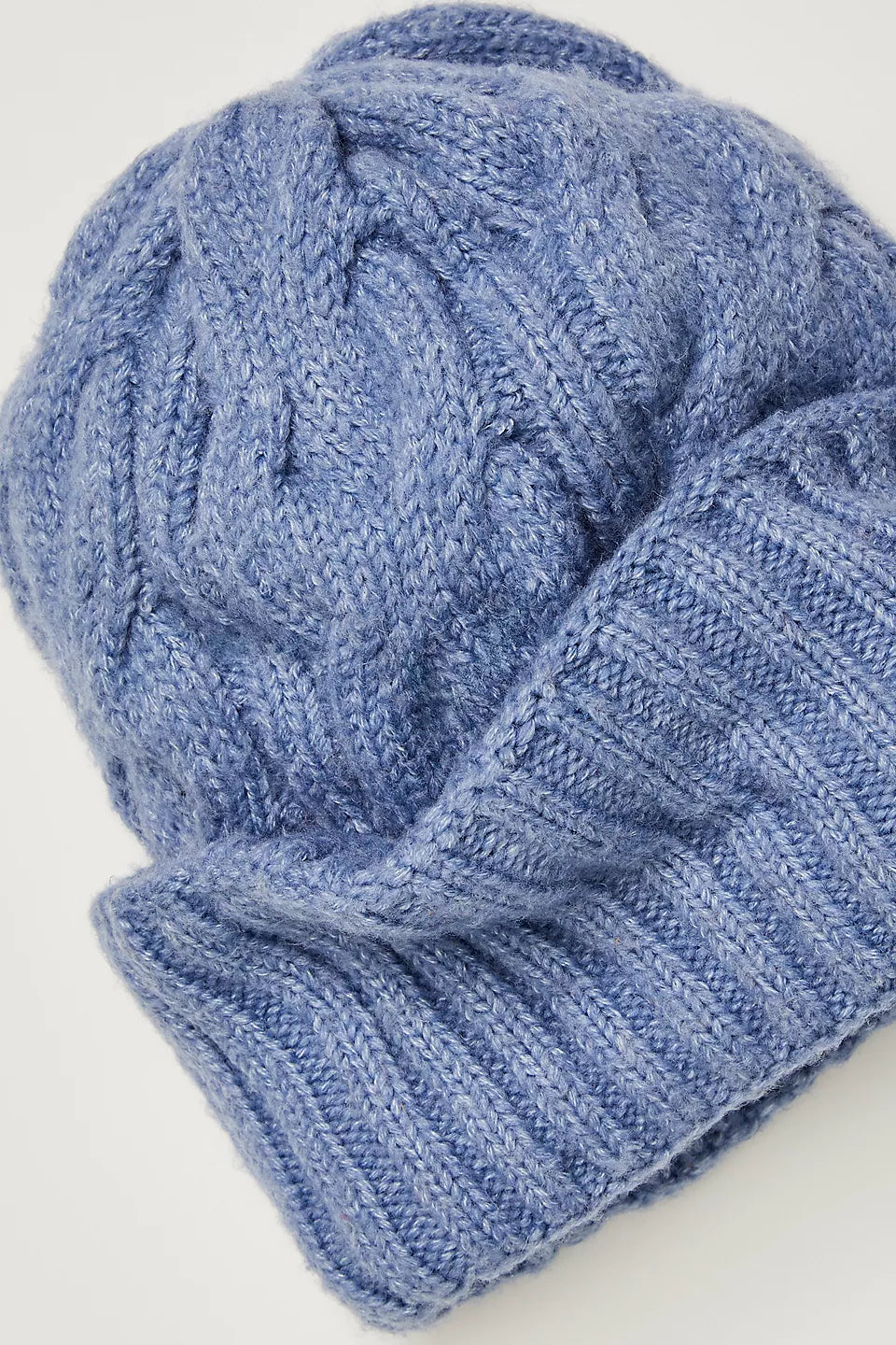 FREE PEOPLE COASTLINE BEANIE HERITAGE BLUE