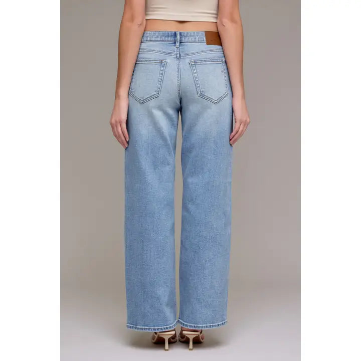 HIDDEN JEAN MID RISE LOGAN DAD JEAN MEDIUM LIGHT WASH 33" INSEAM