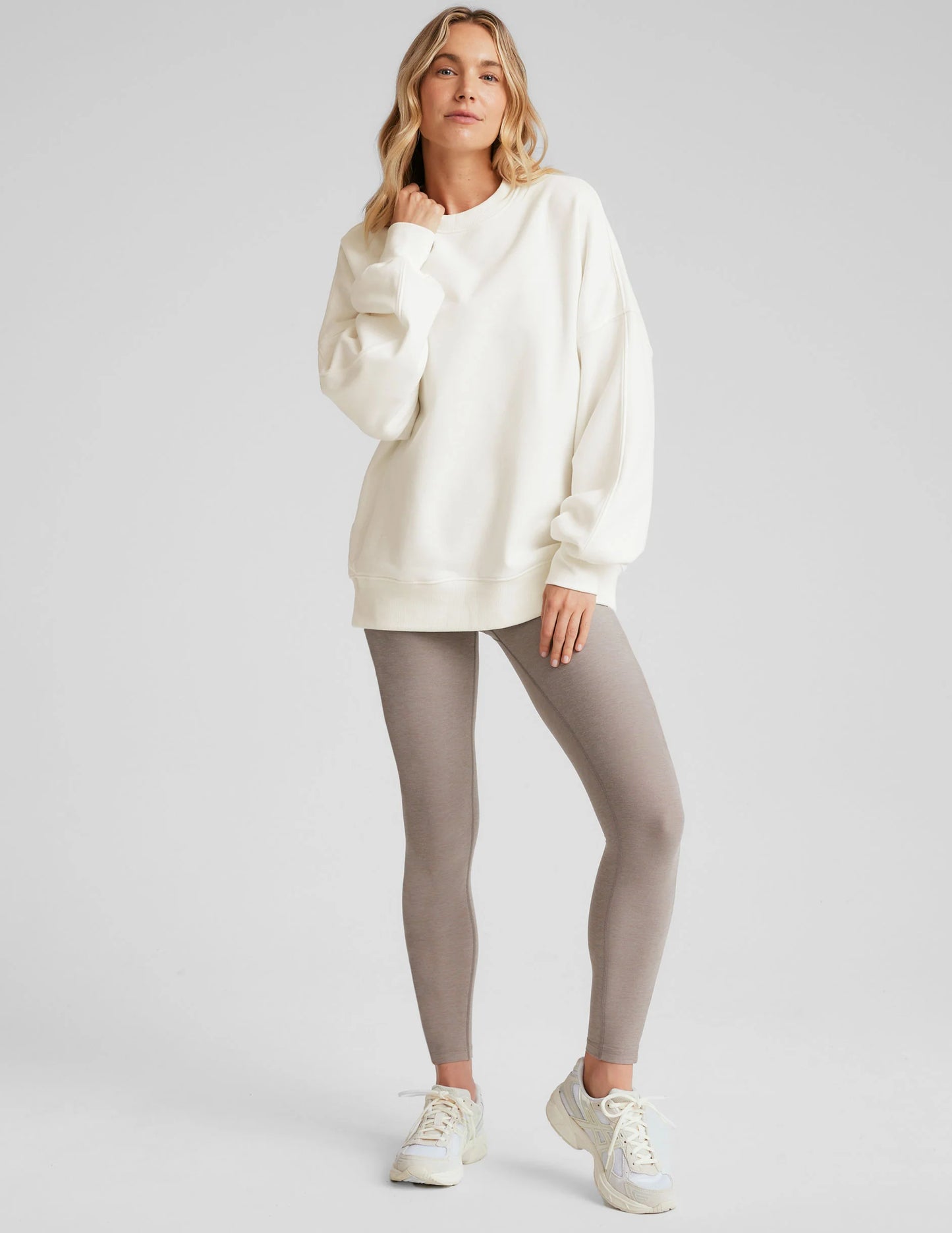 BEYOND YOGA LUXEFLEECE OVERSIZED SWEATSHIRT FRESH SNOW