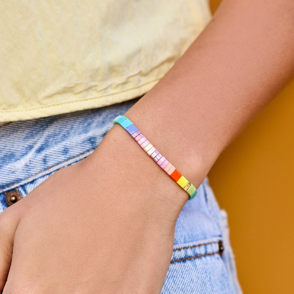 PURA VIDA PARADISE TILE BEAD GOLD STRETCH BRACELET