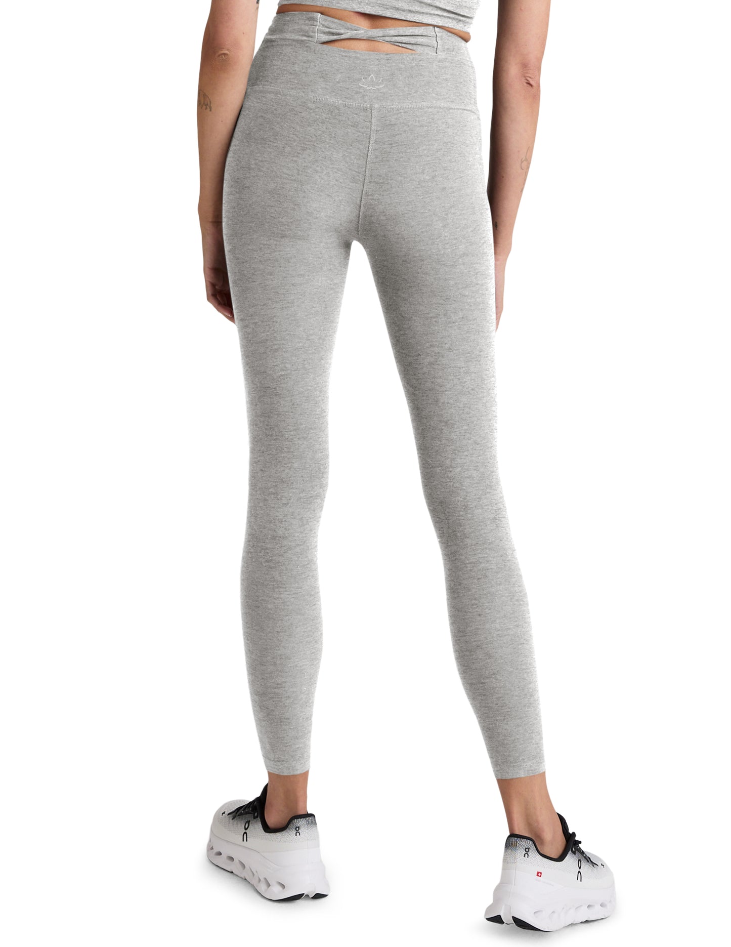 BEYOND YOGA TWIST BACK LEGGING SILVER MIST