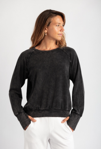 MILA ORGANIC BAMBOO RAW EDGE LONG SLEEVE SWEATSHIRT VINTAGE BLACK
