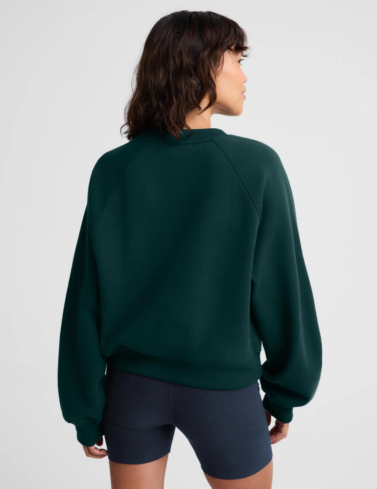 BEYOND YOGA LUXEFLEECE 2.0 RAGLAN CREW DARK IVY HEATHER
