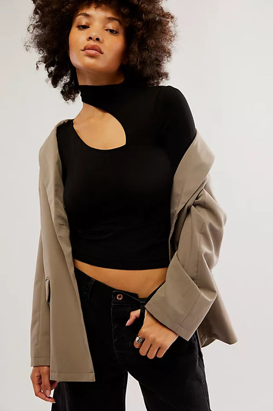 SALE FREE PEOPLE CUT IT OUT SEAMLESS LONG SLEEVE TOP BLACK