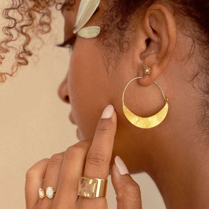 LESLIE FRANCESCA CIRCLE OUTLINE HOOPS GOLD 249