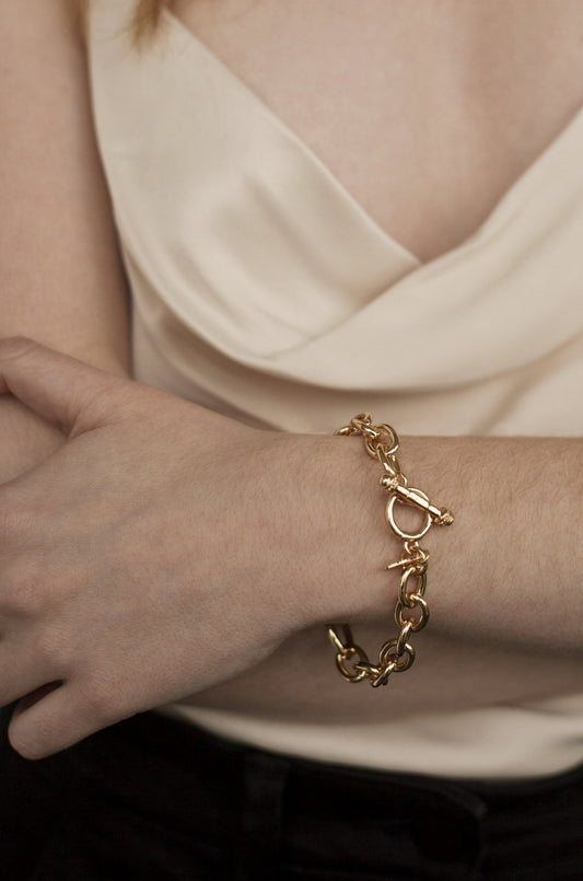 ETTIKA SIMPLE CHAIN BRACELET WITH TOGGLE