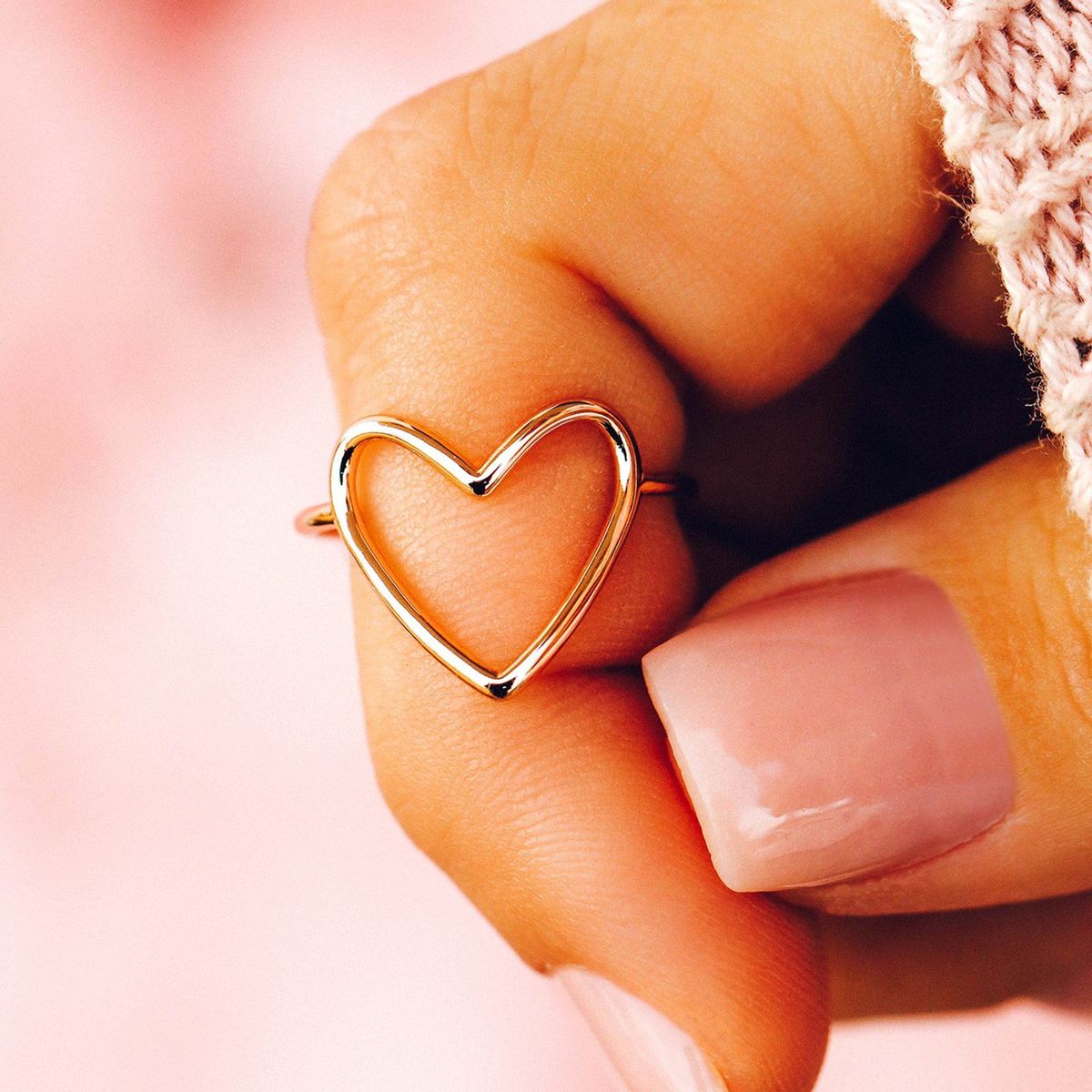 PURA VIDA STATEMENT HEART RING ROSE GOLD