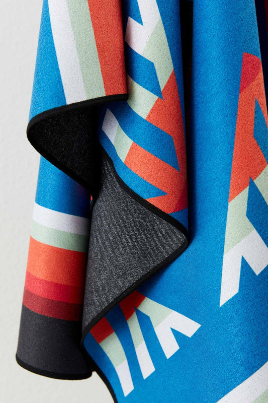 NOMADIX YOGA TOWEL BEND BLUE ORANGE TOWEL NEW!