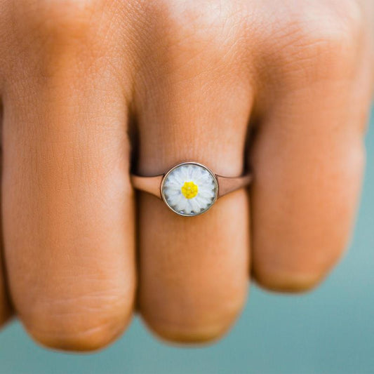 PURA VIDA MEADOW SIGNET RING