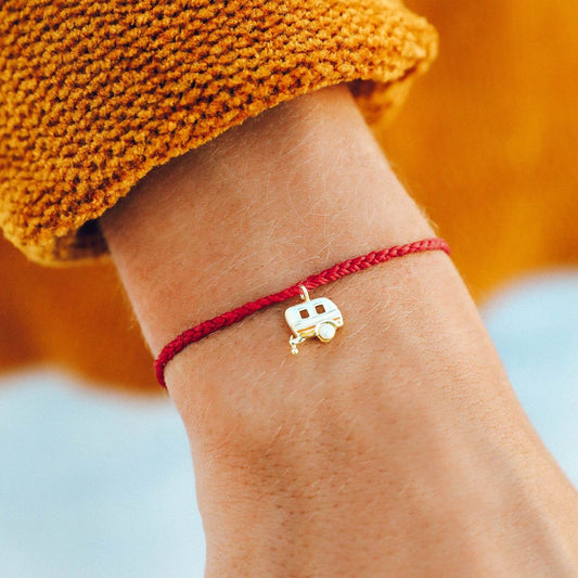 PURA VIDA ON THE ROAD CHARM BRACELET DARK RED