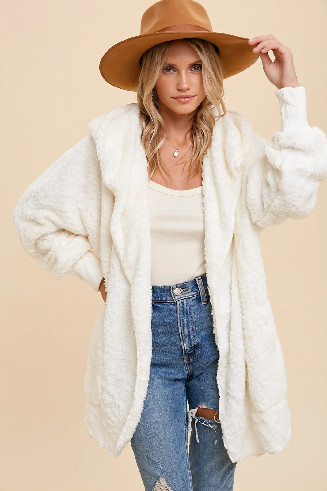 HEM & THREAD – Bubble Lounge Boutique