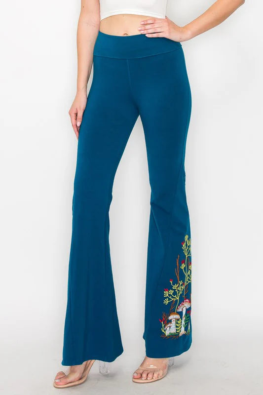 T PARTY MUSHROOM FANTASY EMBROIDERY FLARE PANTS TEAL