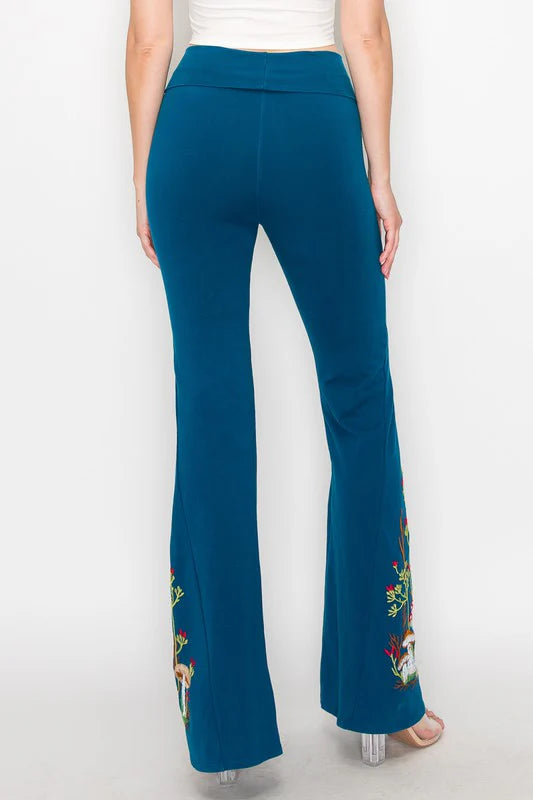 T PARTY MUSHROOM FANTASY EMBROIDERY FLARE PANTS TEAL