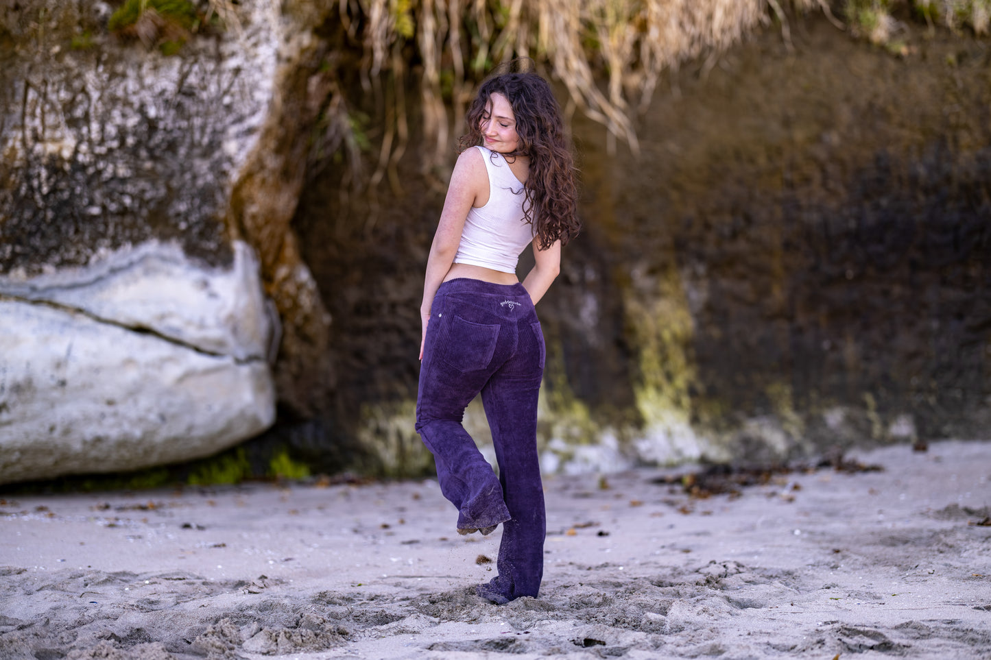 GODDESSWEAR CORDUROY CLASSIC FLARE PANT HIGH WAIST 630 WITH BACK POCKETS