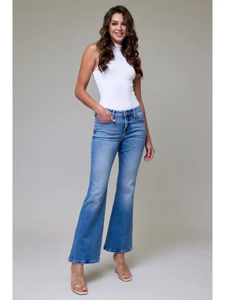 HIDDEN JEAN HAPPI MID RISE HAPPI FLARE 31" INSEAM MEDIUM WASH