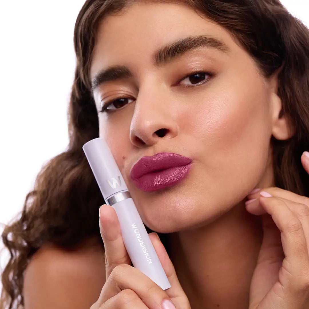 WONDERSKIN WONDER BLADING LIP STAIN MASQUE BELLA NEW!