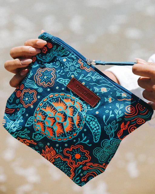 SAND CLOUD REEF TURTLES ZIPPER POUCH