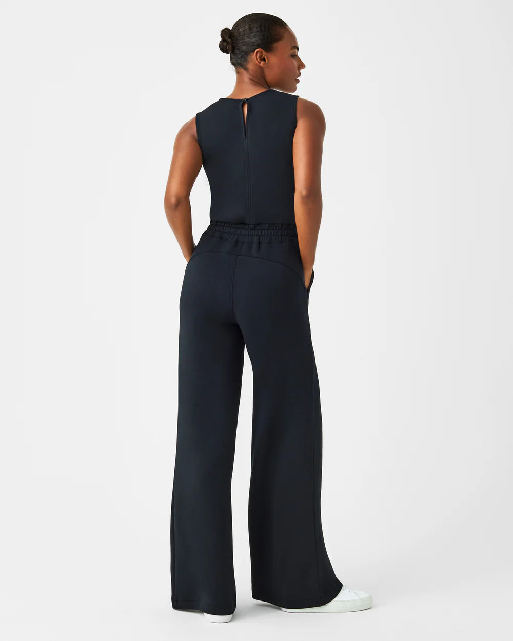 SPANX AIR ESSENTIALS JUMPSUIT VERY BLACK