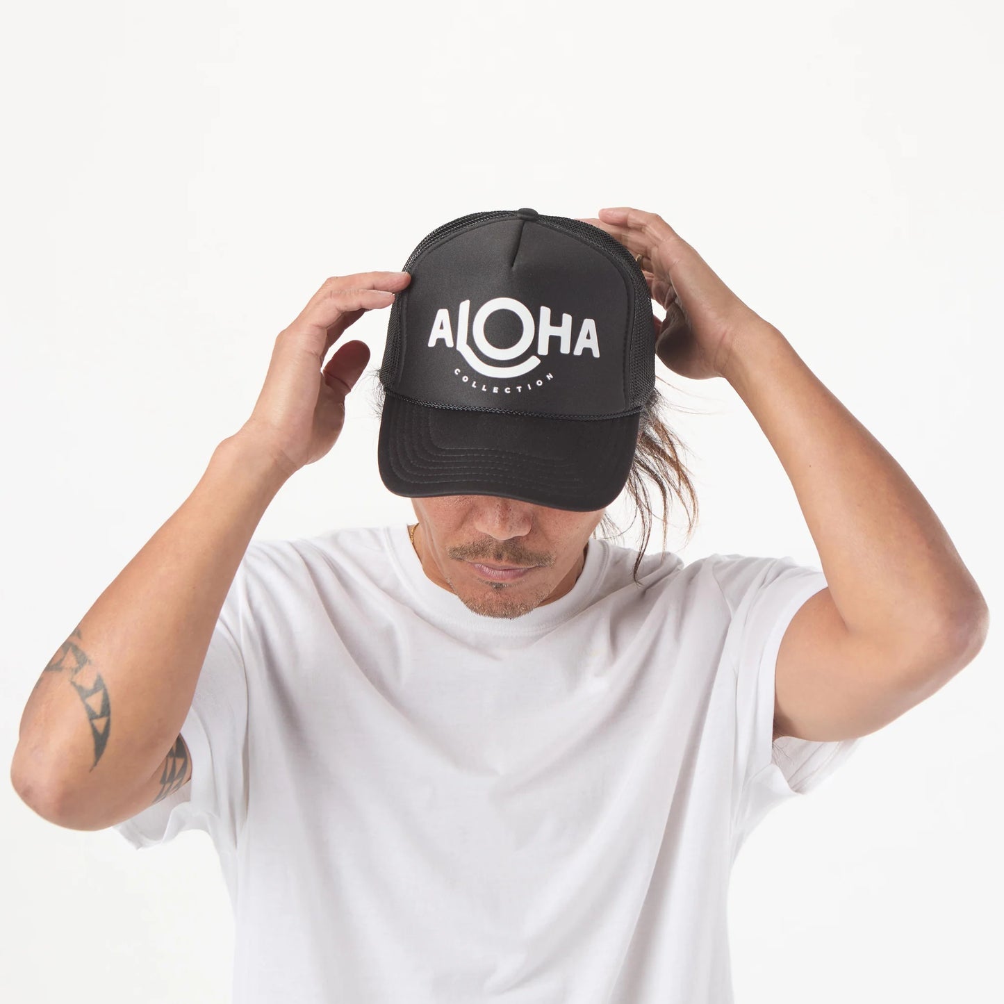 ALOHA COLLECTION ALOHA TRUCKER HAT BLACK WHITE