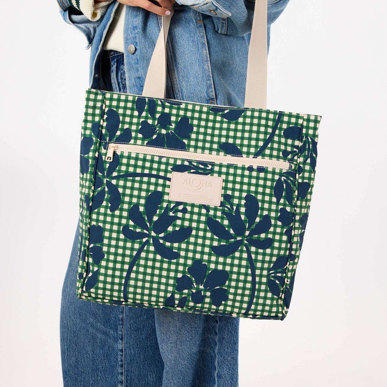 ALOHA COLLECTION Picnic Fleur Daily Tote Vineyard