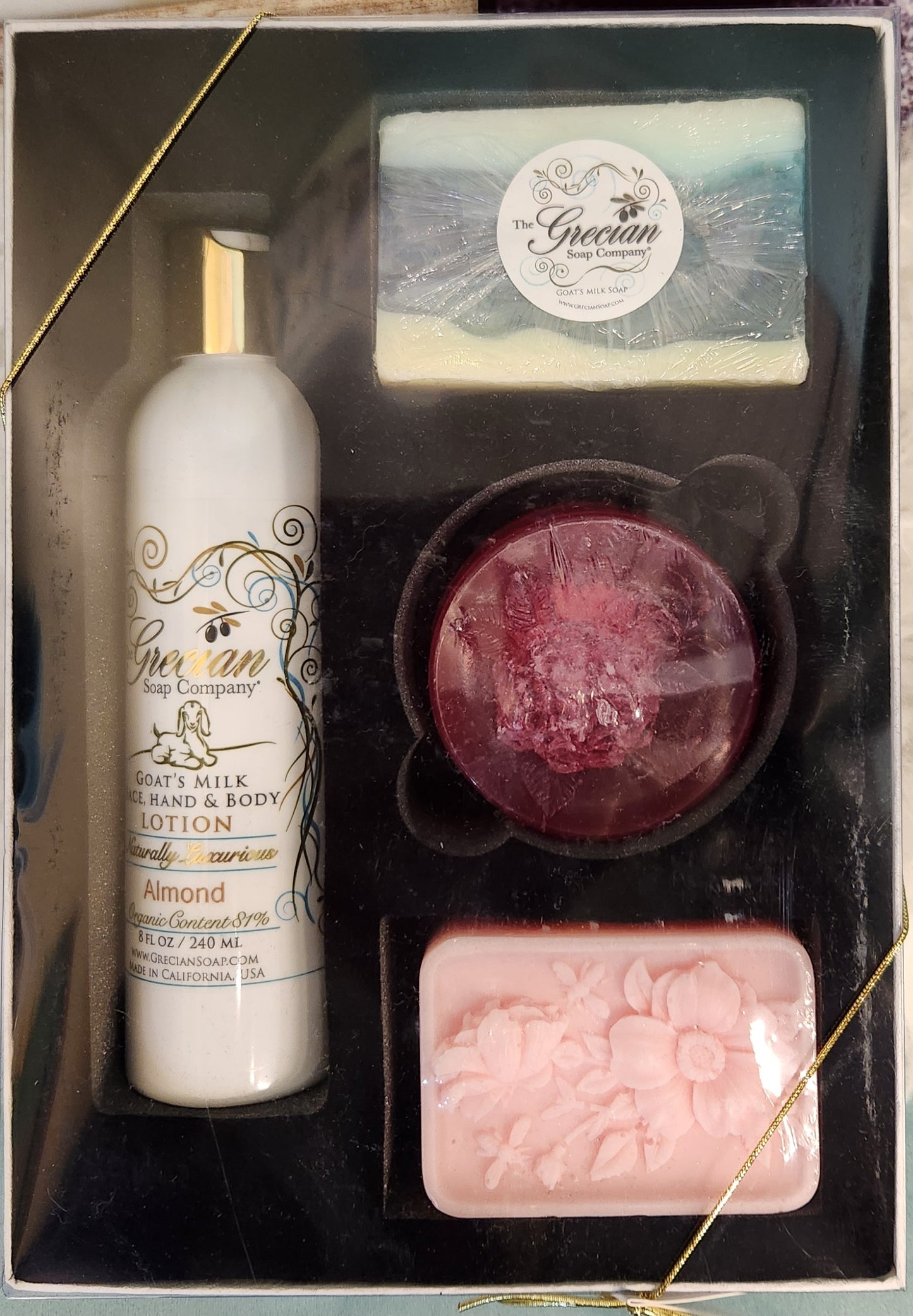 GRECIAN SOAP COMPANY GIFT SET ALMOND