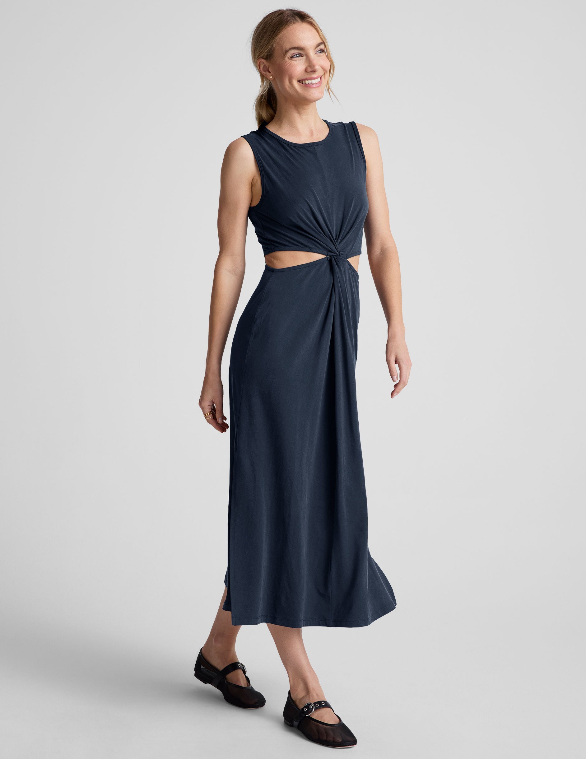 BEYOND YOGA AROUND THE WORLD FRONT TWIST DRESS NOCTURNAL NAVY