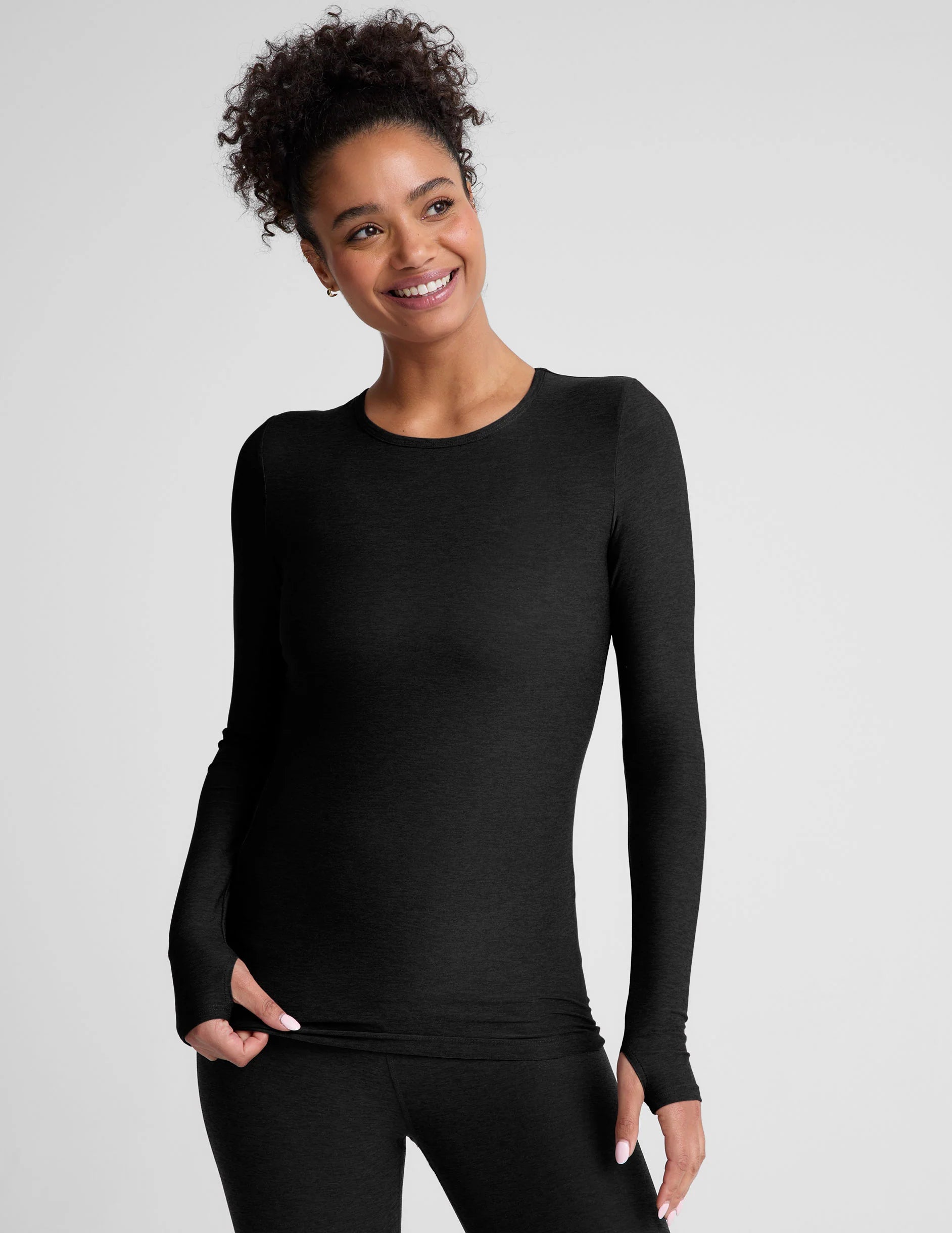 BEYOND YOGA CLASSIC CREW PULLOVER DARKEST NIGHT