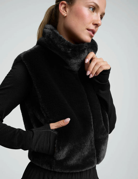 BEYOND YOGA ON THE LIST FAUX FUR VEST BLACK