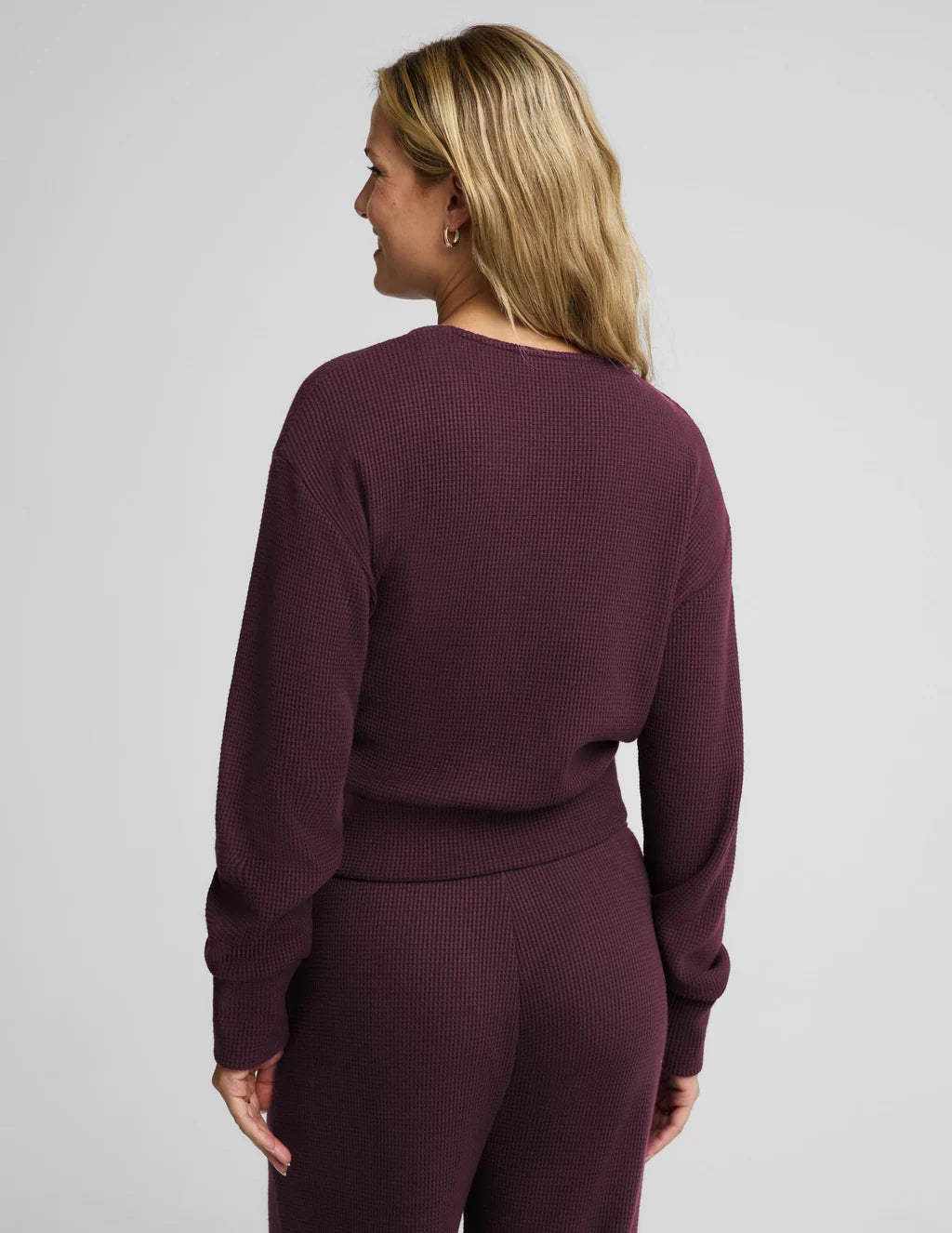 BEYOND YOGA REST DAY WAFFLE WRAP PULLOVER CABERNET 1