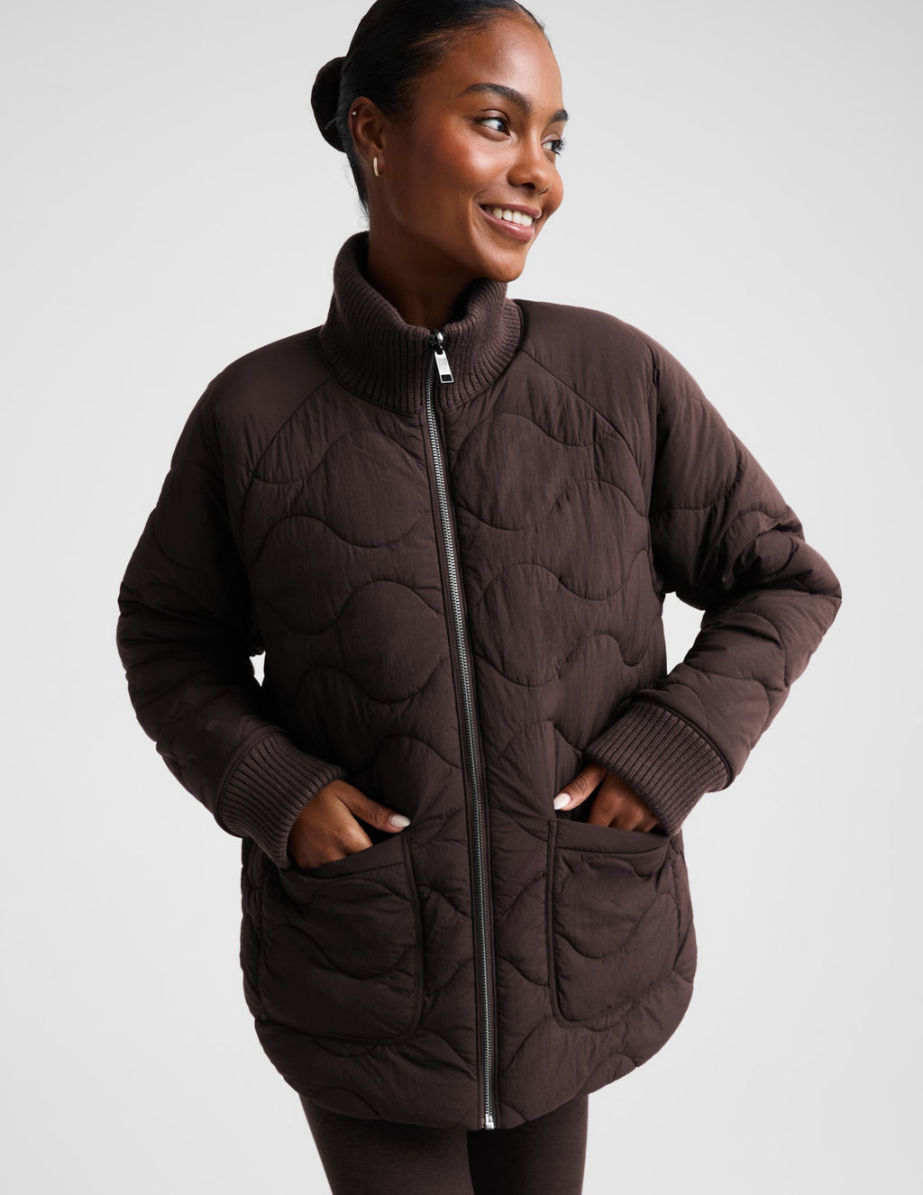BEYOND YOGA ROAM QUILTED REVERSIBLE JACKET DARK CHOCOLATE