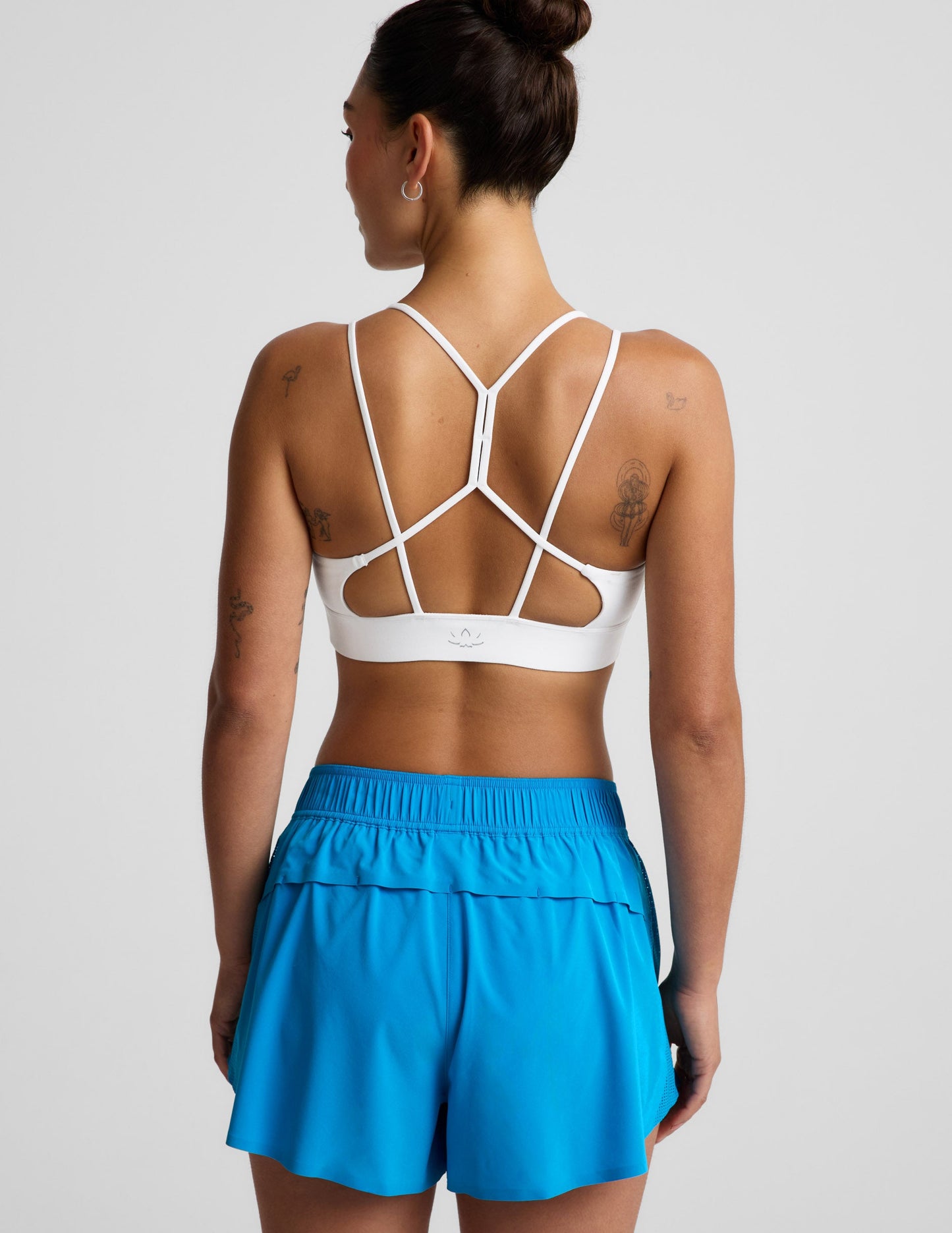 BEYOND YOGA SPACEDYE BACK TO IT STRAPPY BRA CLOUD WHITE