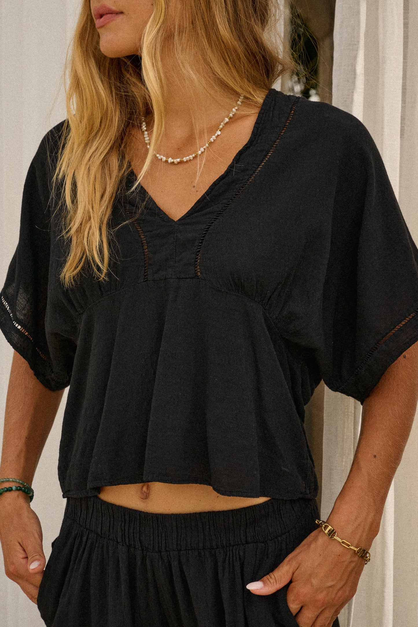 BLANCO BY NATURE PENELOPE TOP BLACK