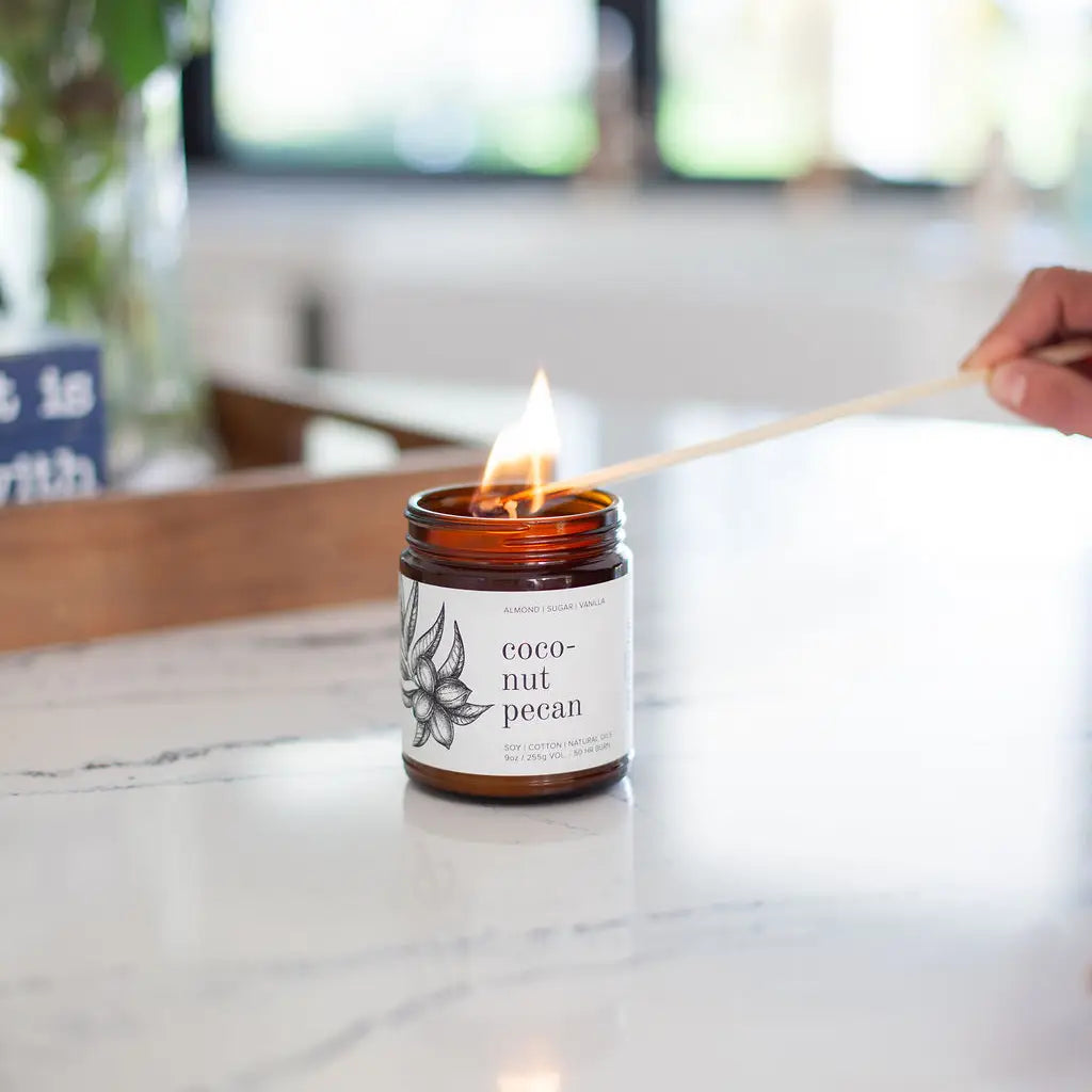 BROKEN TOP Coconut Pecan 9oz Soy Candle Holiday
