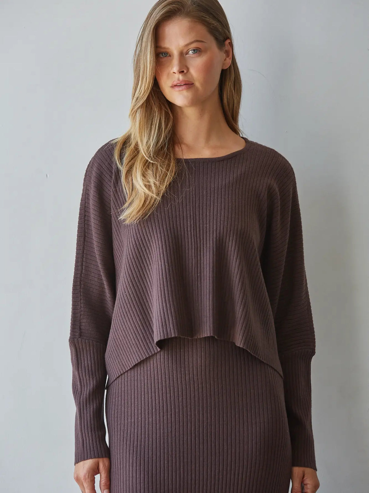 BY TOGETHER KNIT RIBBED LONG SLEEVE ROUND NECK TOP BROWN