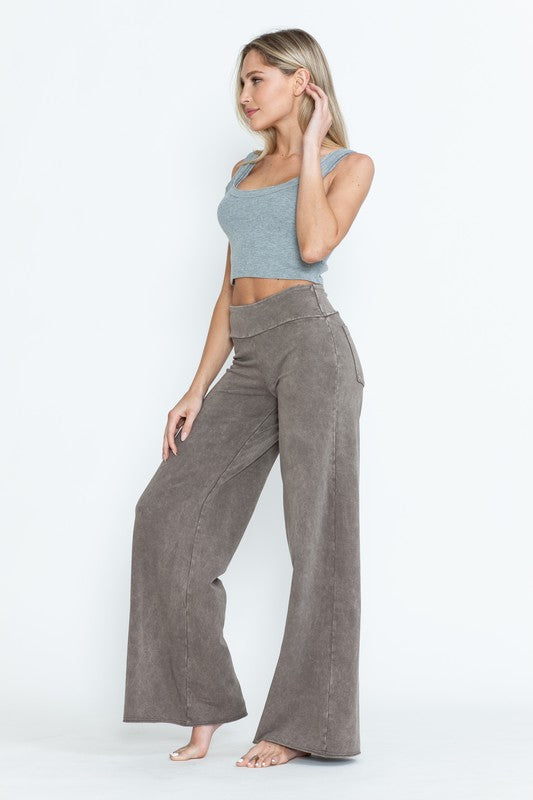 CHATOYANT MINERAL WASH WIDE LEG PANT DESERT TAUPE