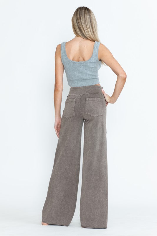 CHATOYANT MINERAL WASH WIDE LEG PANT DESERT TAUPE