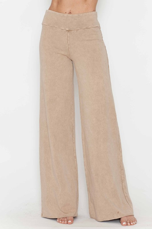 CHATOYANT MINERAL WASH WIDE LEG STRETCH PANT BEIGE