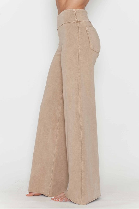 CHATOYANT MINERAL WASH WIDE LEG STRETCH PANT BEIGE