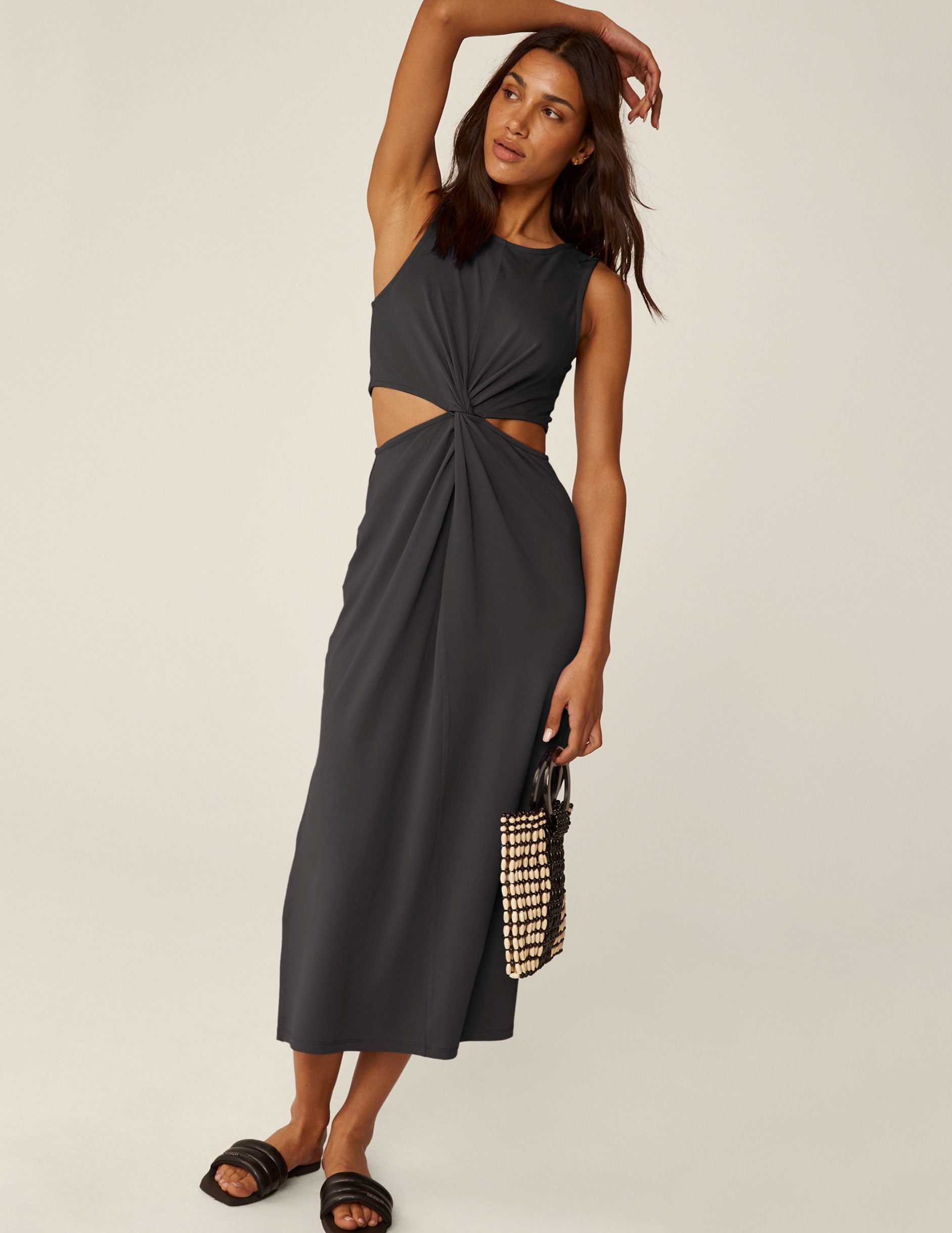 BEYOND YOGA AROUND THE WORLD FRONT TWIST DRESS BLACK