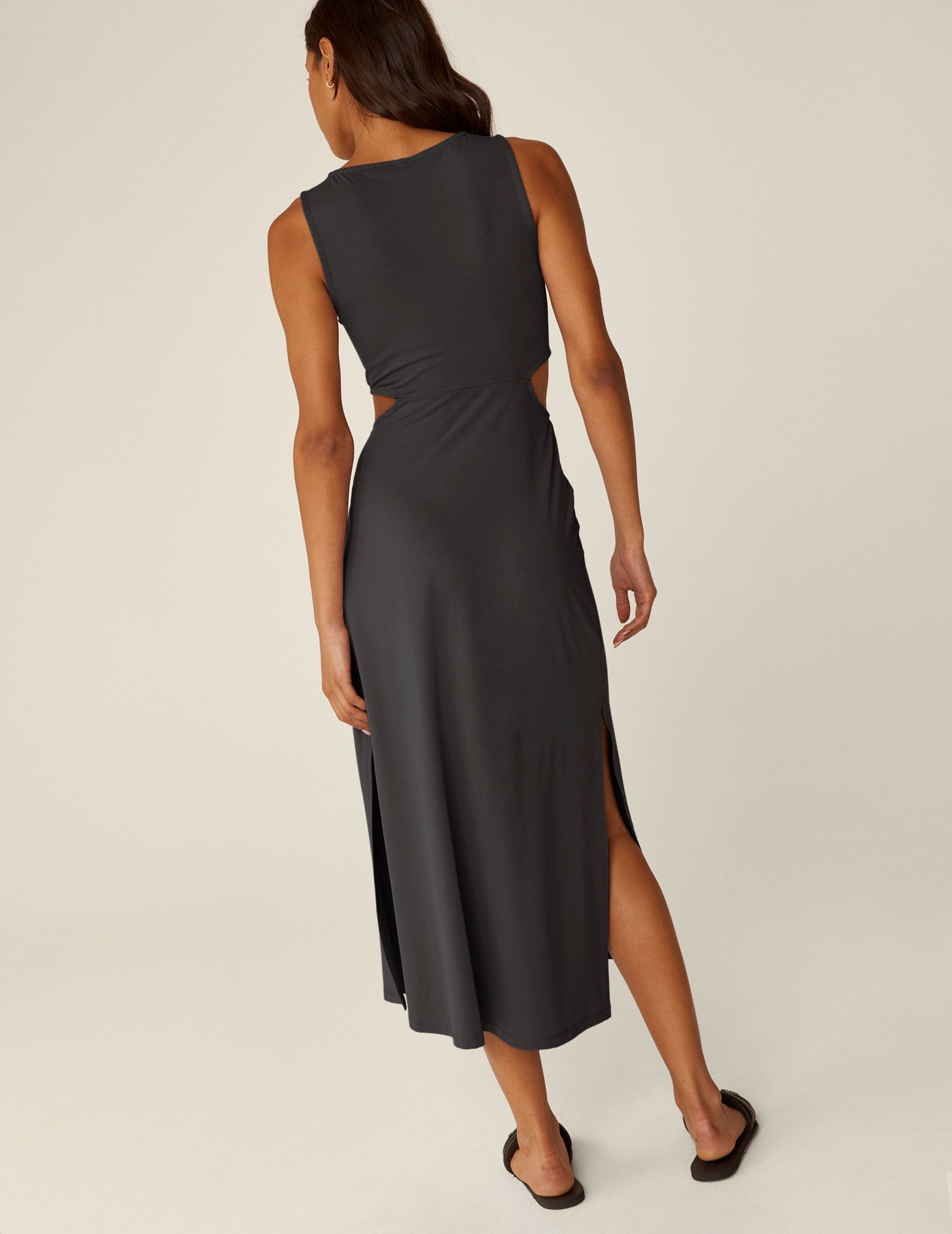 BEYOND YOGA AROUND THE WORLD FRONT TWIST DRESS BLACK