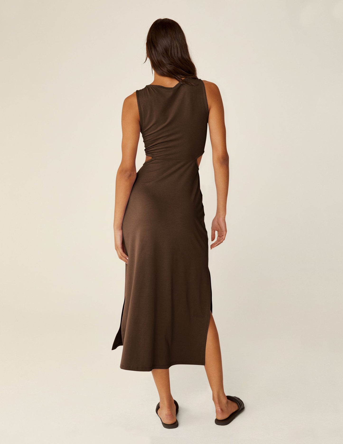 BEYOND YOGA AROUND THE WORLD FRONT TWIST DRESS ESPRESSO