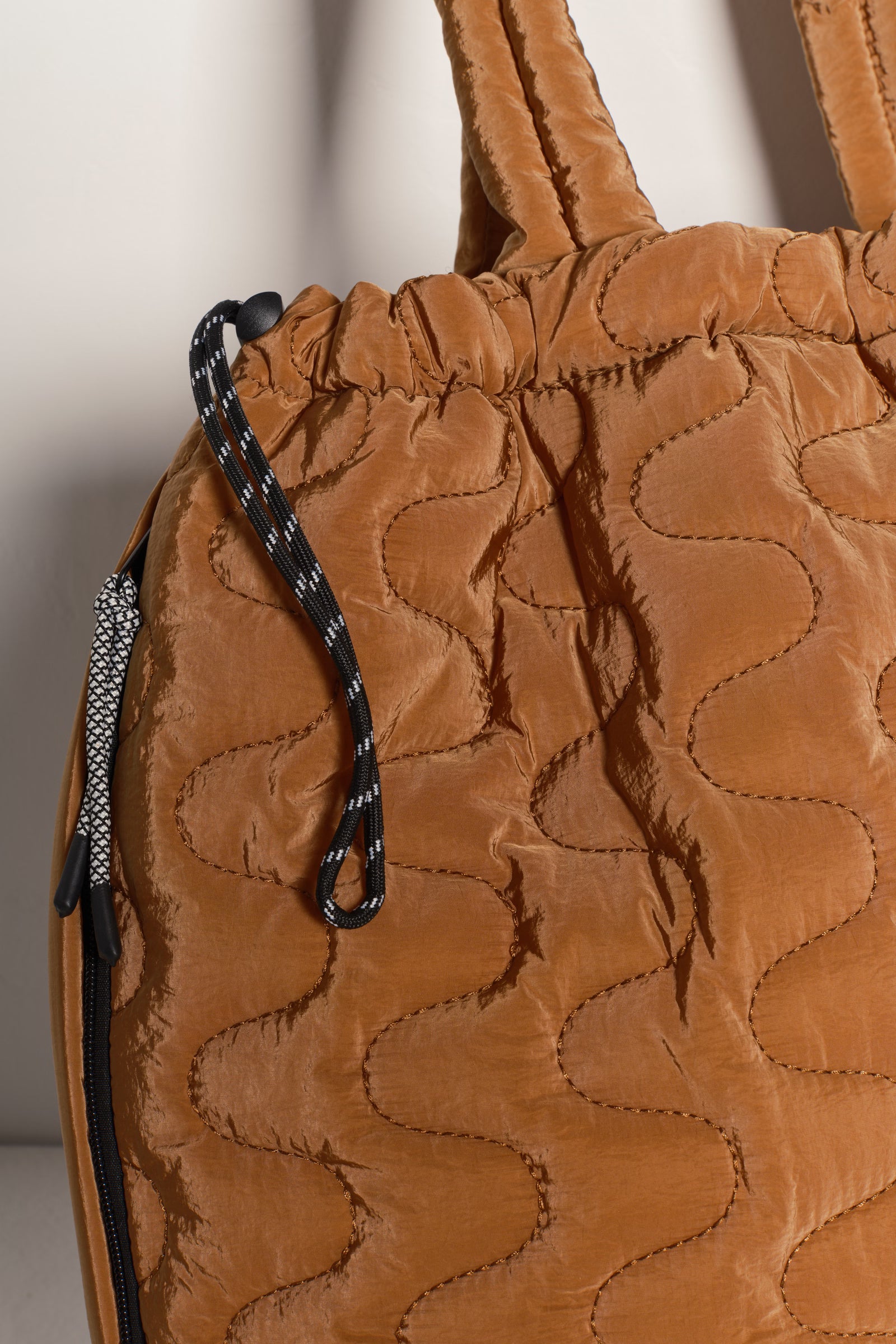 FREE PEOPLE MOVEMENT CLOUD 9 TOTE SADLE