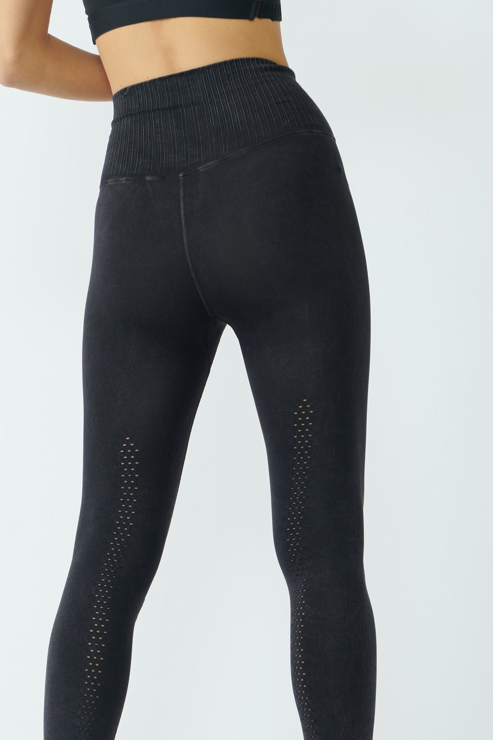 FREE PEOPLE MOVEMENT GOOD KARMA LEGGING WASHED BLACK