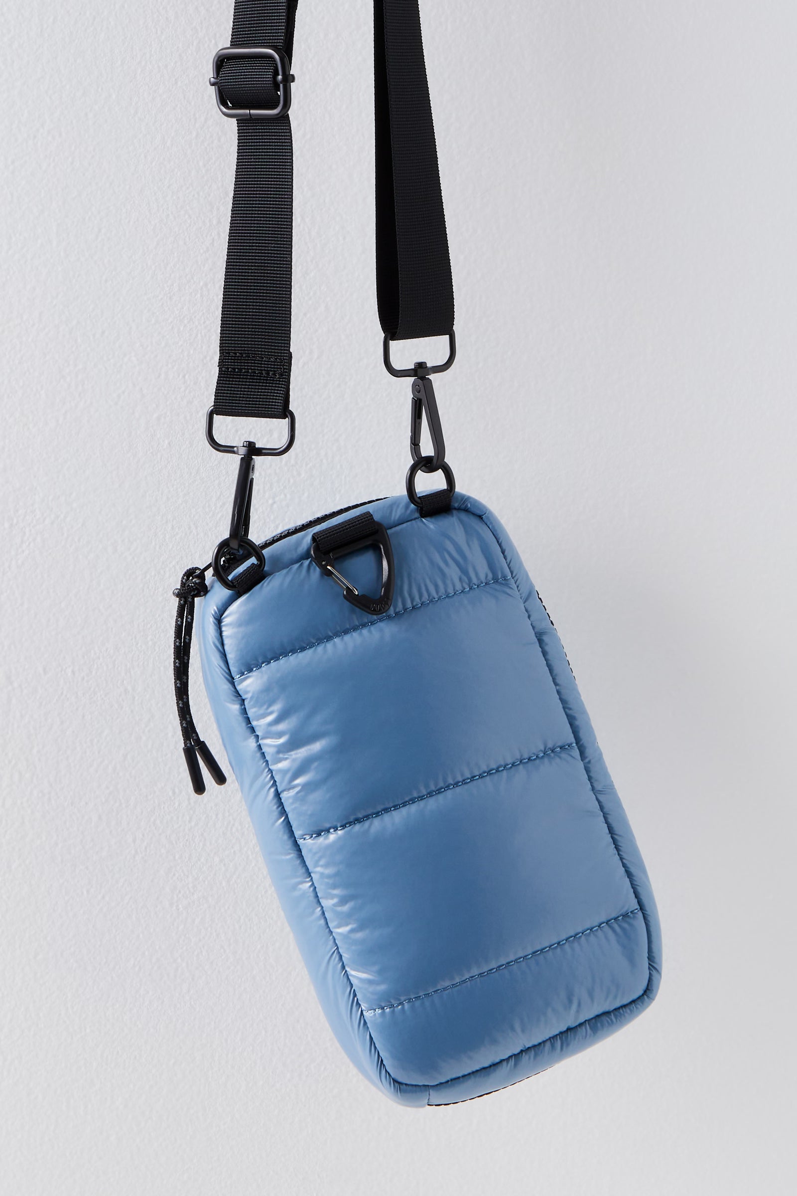 FREE PEOPLE MOVEMENT HIGH PEAK CONVERTIBLE POUCH FALLING WATER