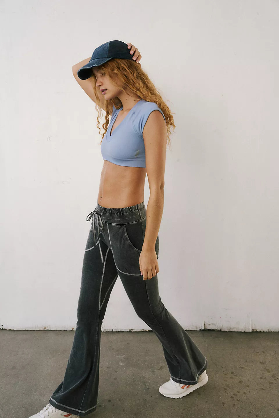 FREE PEOPLE NEW FLOW FLARE LEGGING BLACK