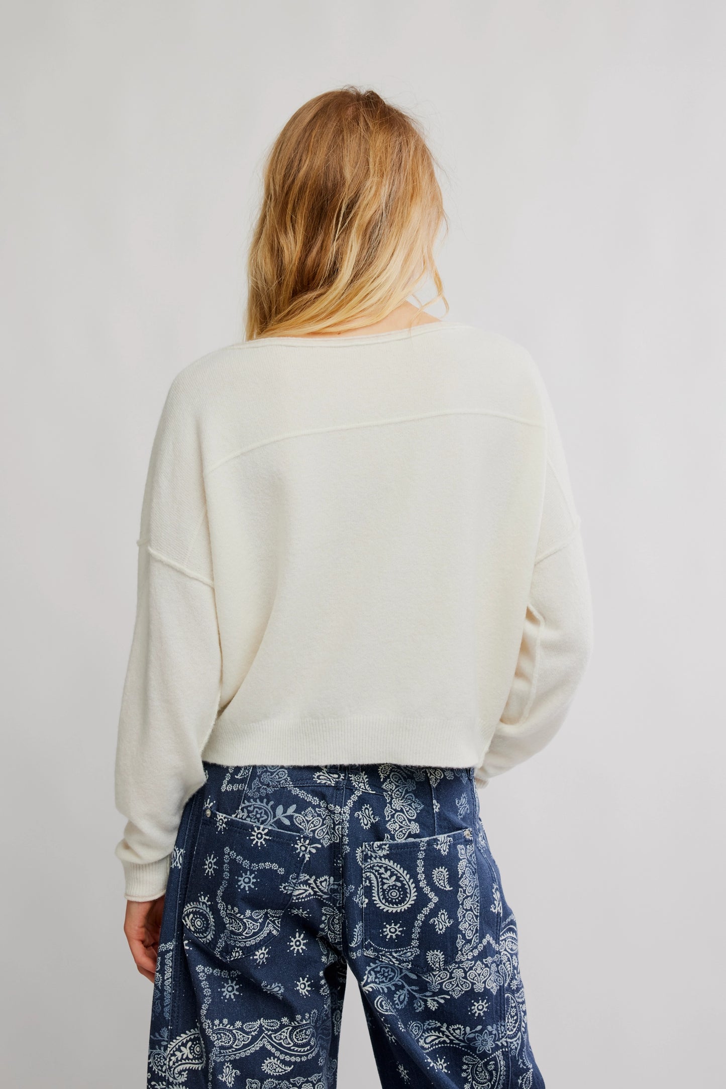 FREE PEOPLE SEE ME PULLOVER WHITE